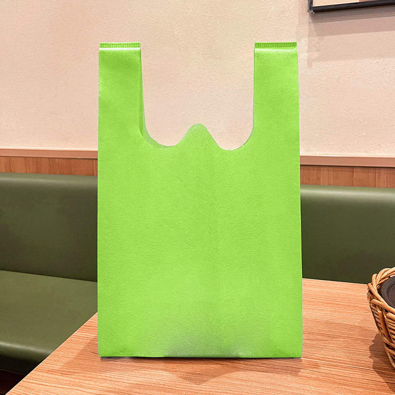 Non-Woven Vest Bag Supermarket Shopping Bag Custom Hand Bag Packing Bag Environmentally Friendly Bag Hand Bag Environmentally Friendly Bag