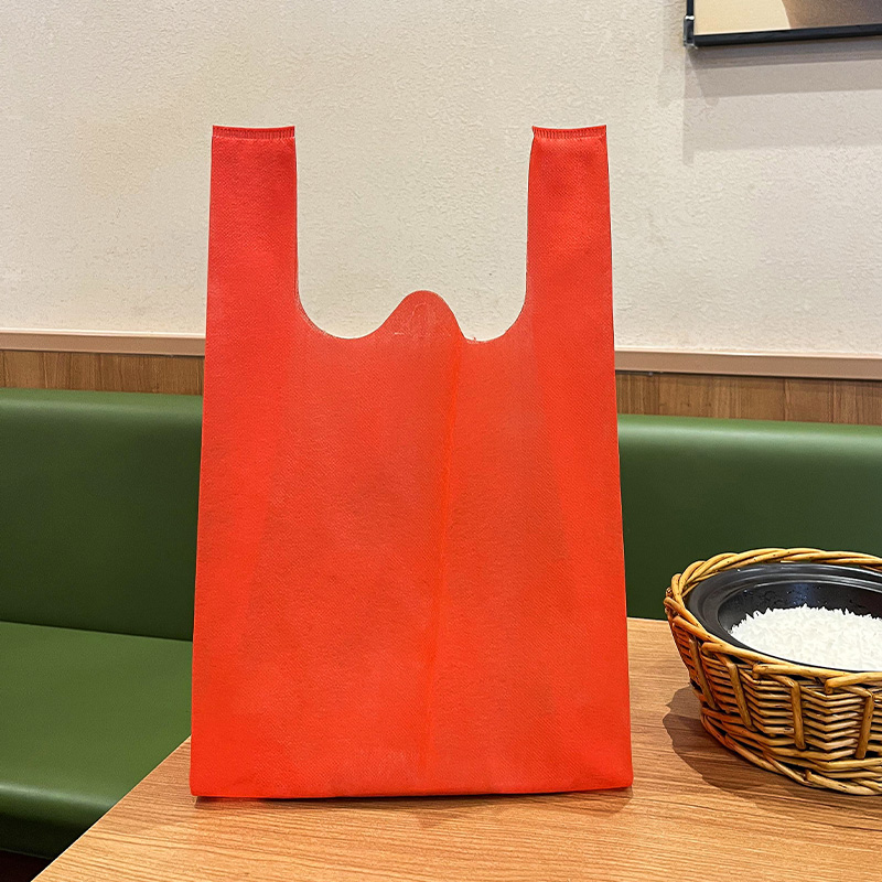 Non-Woven Vest Bag Supermarket Shopping Bag Custom Hand Bag Packing Bag Environmentally Friendly Bag Hand Bag Environmentally Friendly Bag